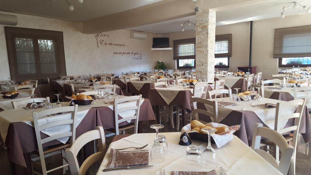Al Borgo Alloggi Desenzano del Garda Buitenkant foto