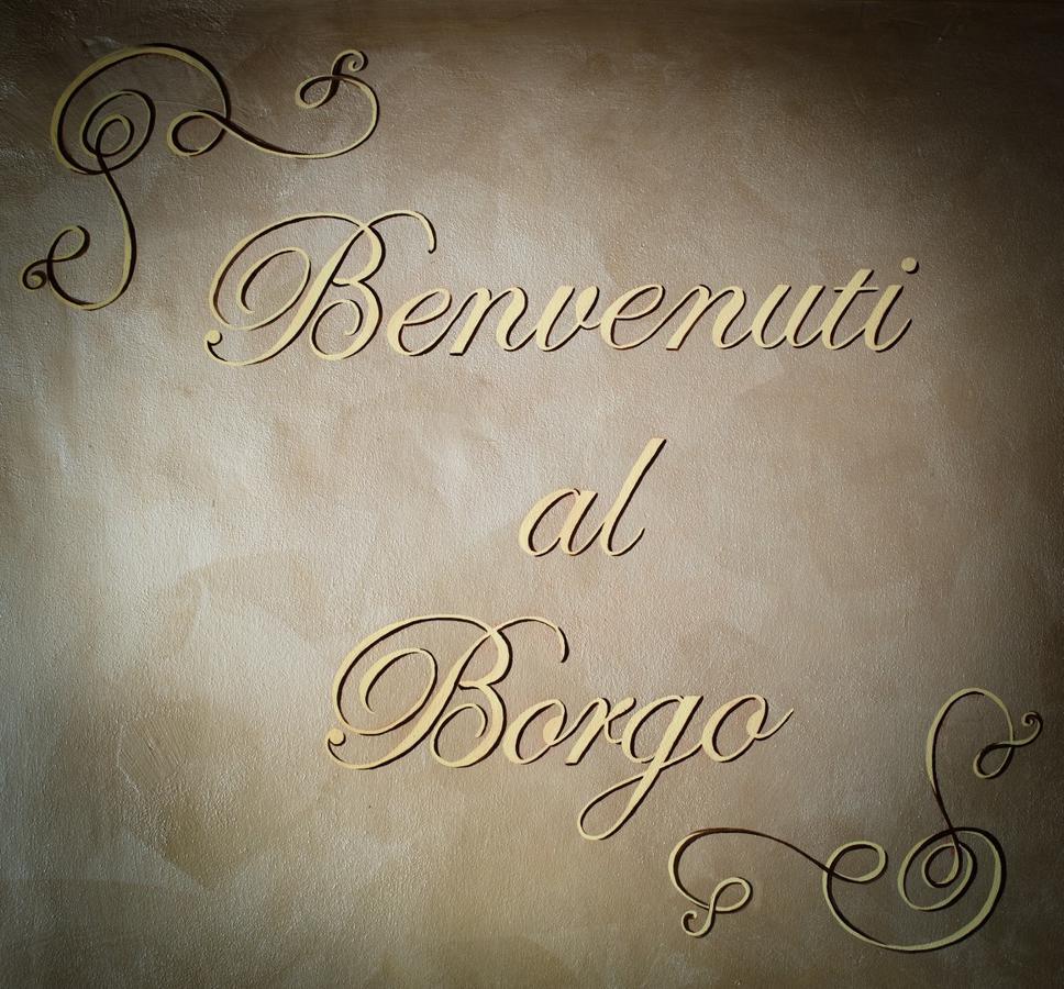 Al Borgo Alloggi Desenzano del Garda Buitenkant foto