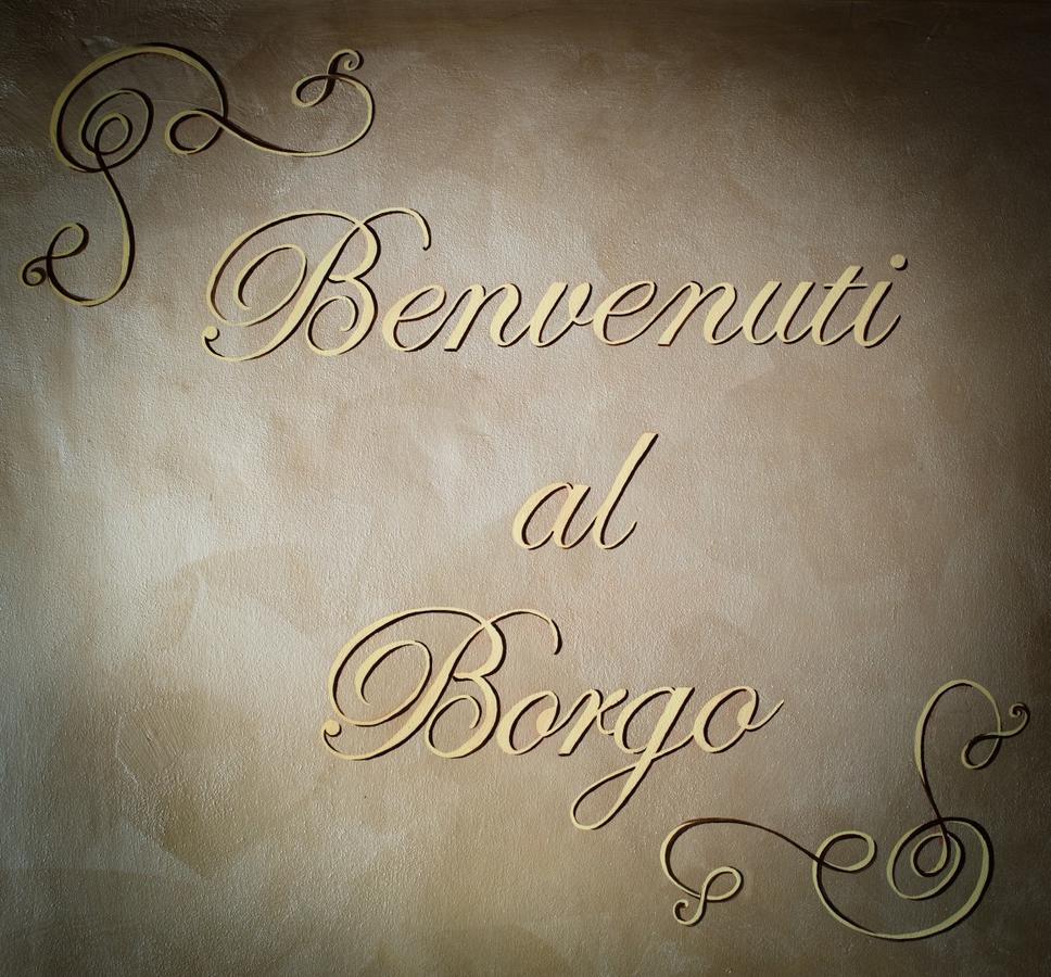 Al Borgo Alloggi Hotel Desenzano del Garda Buitenkant foto